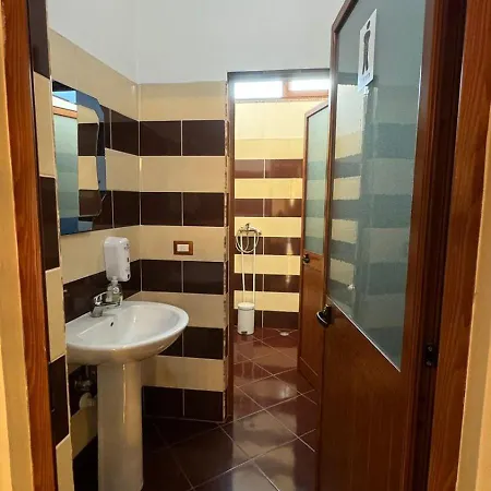 Symphony Hostel Shkoder